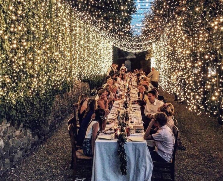 20 Magical Wedding Lights You Just Have To See #weddingreceptiondecor #nighttimeweddingdecor #weddingtwinklelightss