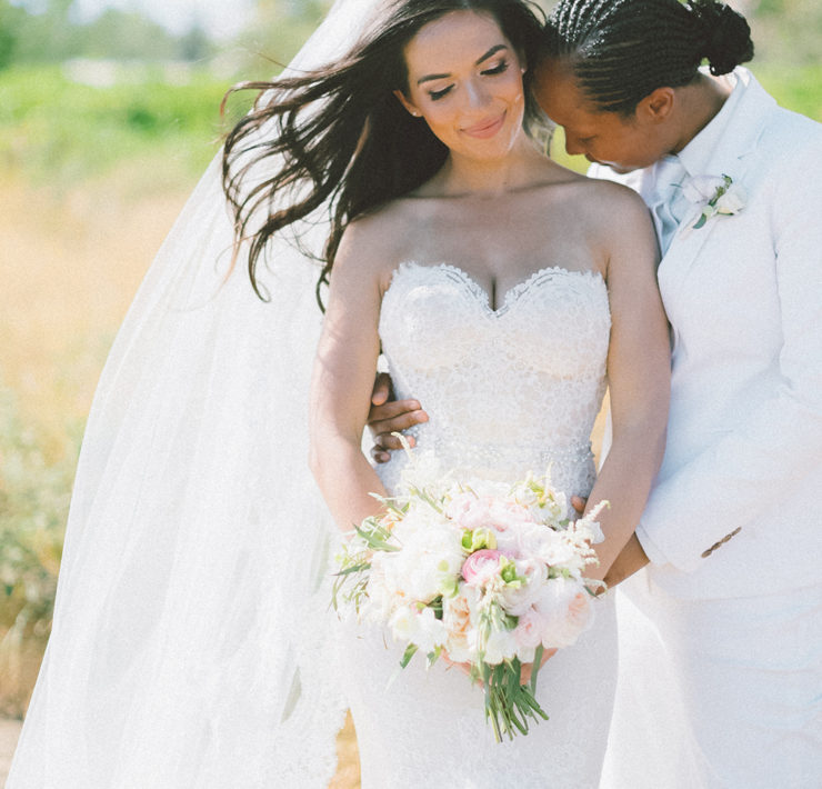 Colorful Maui Wedding ⋆ Ruffled