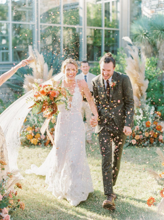 5 Eco-Friendly Wedding Exit Toss Ideas & Where to Buy Them