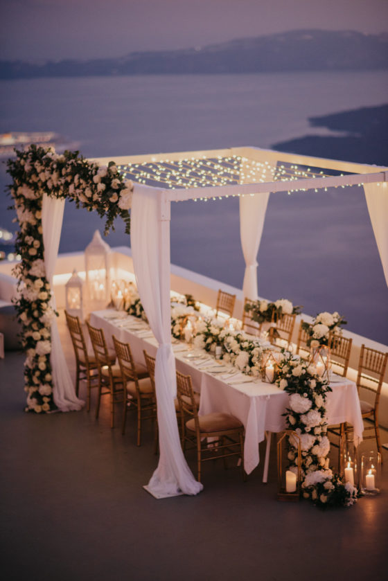An Intimate Santorini Wedding That Redefines Luxury