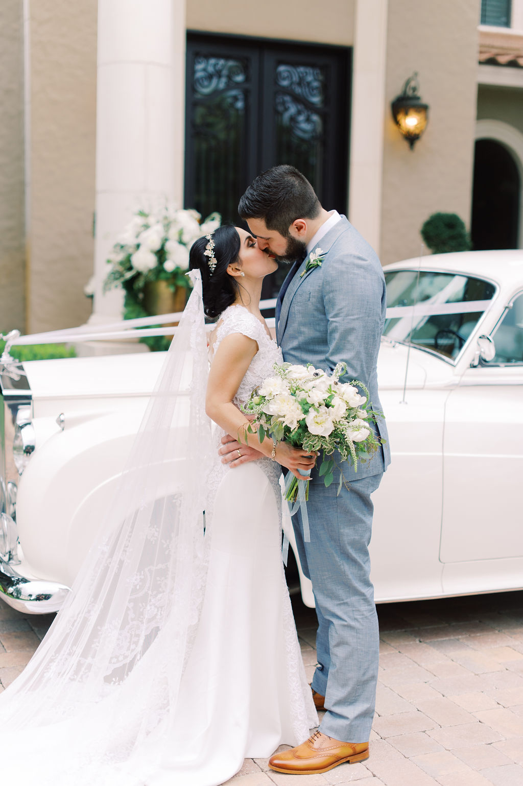 spanish-inspired-wedding-between-two-law-graduates-ruffled