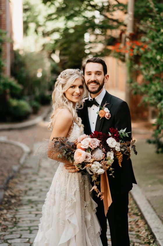 Moody College of Physicians Wedding with Apothecary Accents