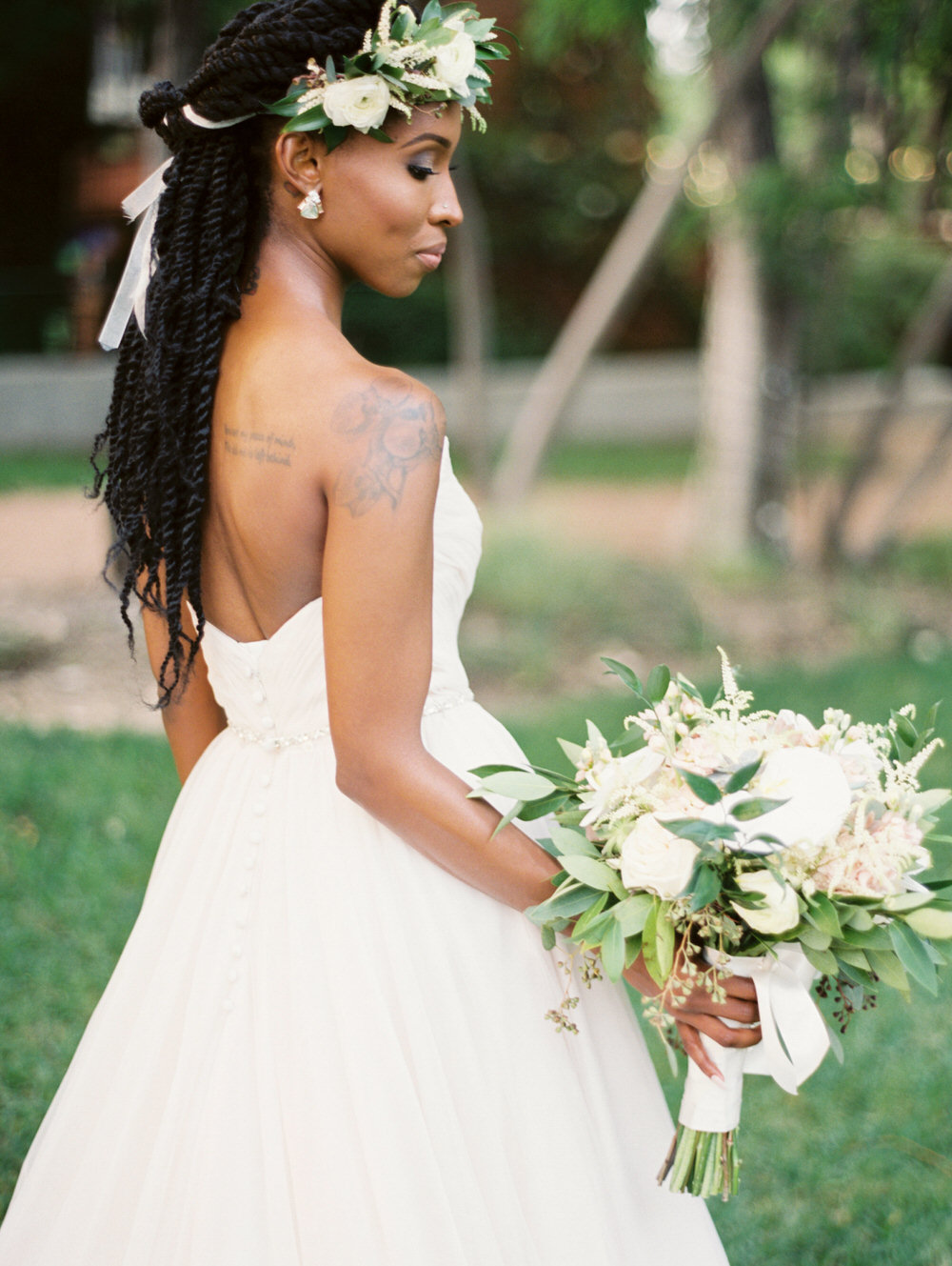 30 Wedding Hairstyles with Braids We'e Loving Right Now ⋆ Ruffled