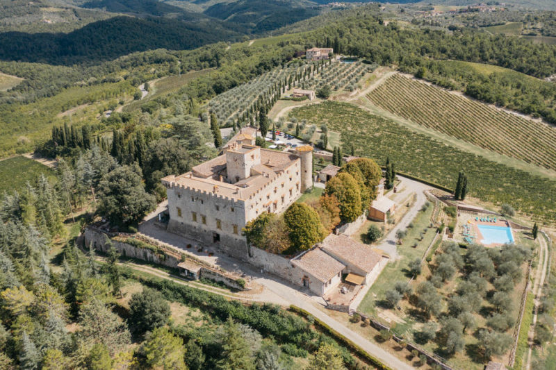 Intimate Wedding with 40 Guests at Castello di Meleto in Tuscany ⋆ Ruffled