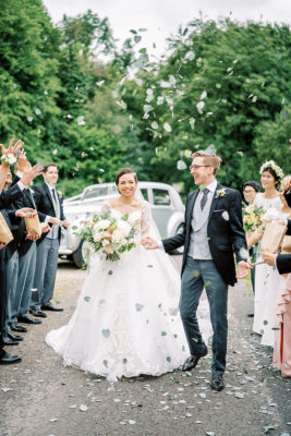 Irish Castle Wedding With Epic Views and Romantic Greenery ⋆ Ruffled