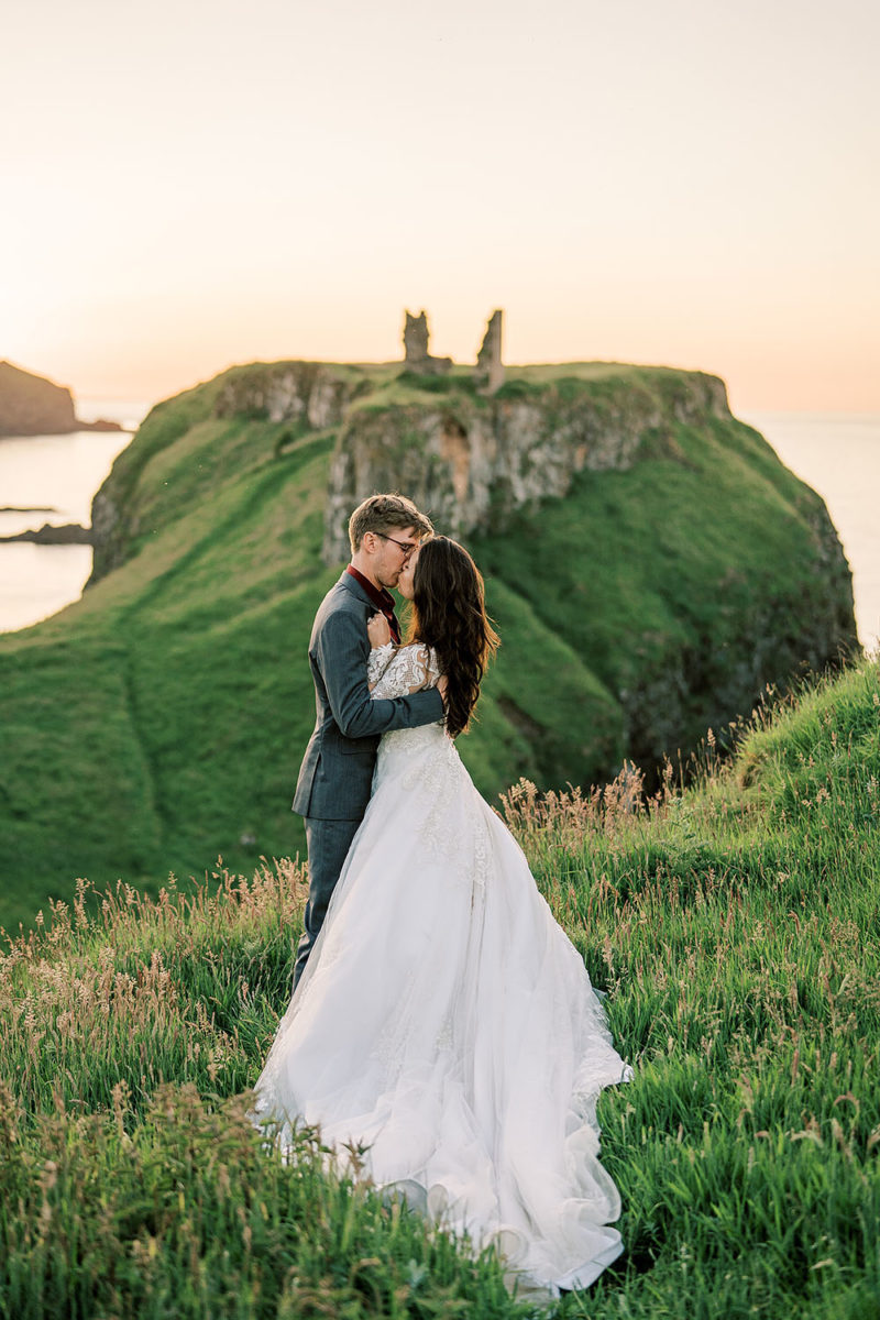 Irish Castle Wedding With Epic Views and Romantic Greenery ⋆ Ruffled