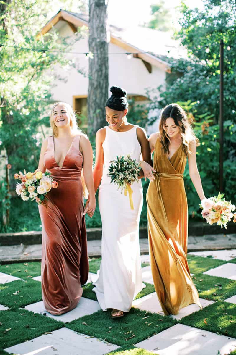 How To Host An Early Autumn Wedding With Unique Seasonal Designs ⋆ Ruffled