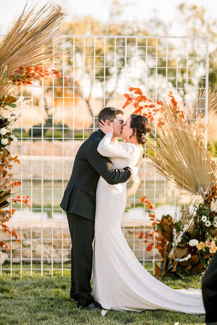 Paso Robles Vineyard Wedding Brimming With Copper Beech ⋆ Ruffled