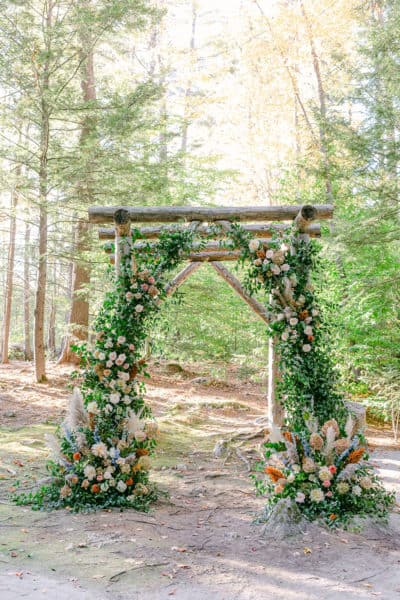 Woodland Bohemian Wedding With A Crazy Cool Beer Stein Seating Chart ⋆ ...