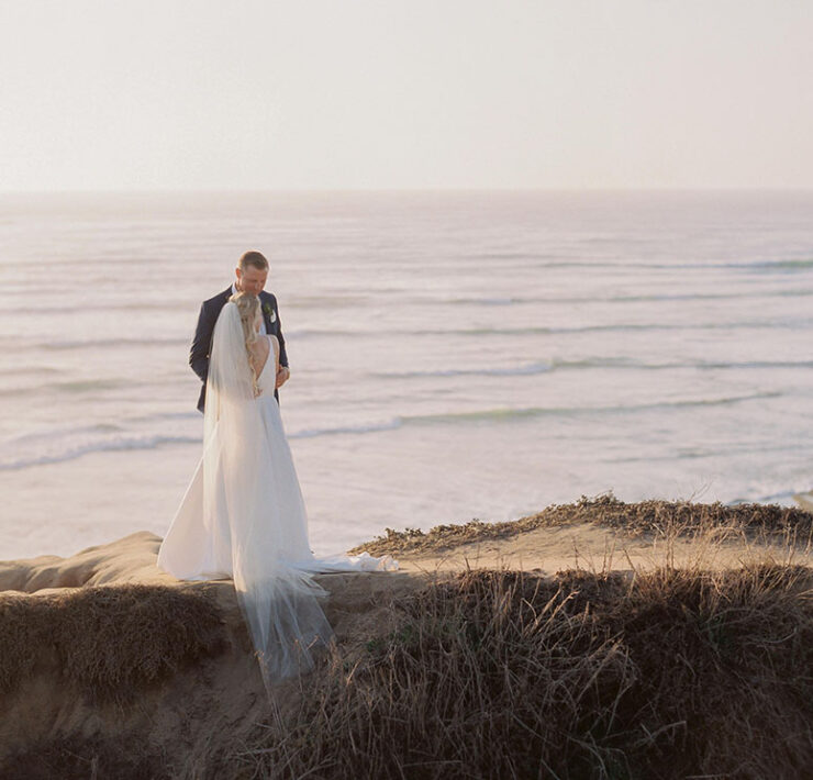 Rae & Erik ó Submission