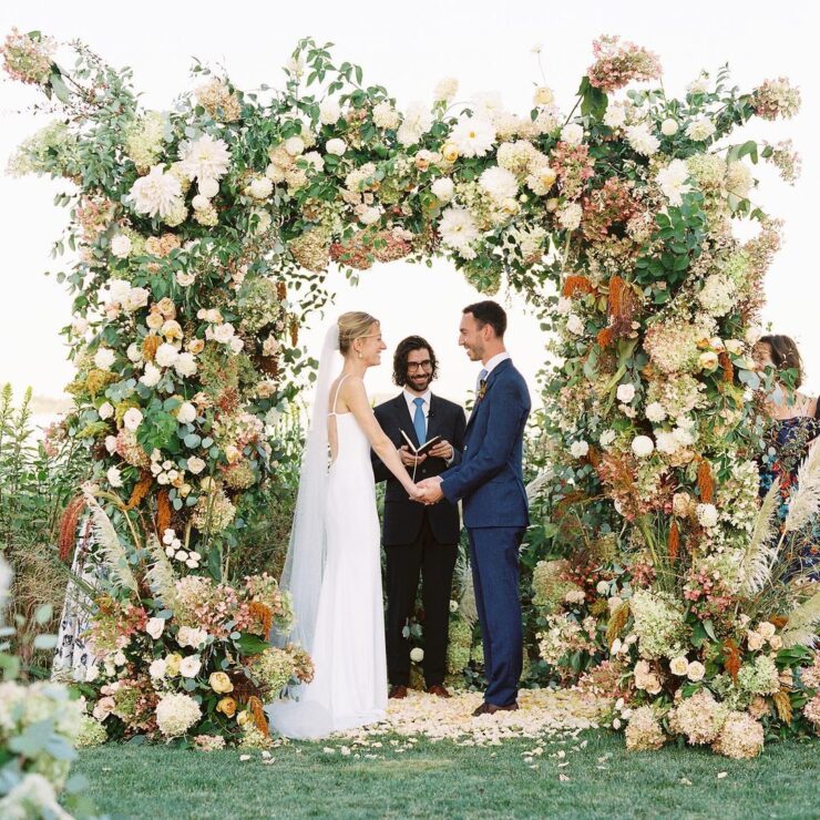 60 Fall Wedding Ceremony Decor Ideas Celebrating Seasonal Blooms ⋆ Ruffled