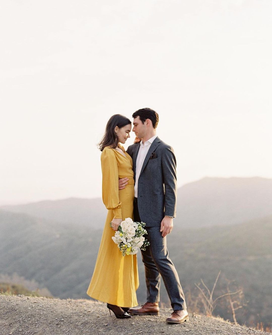 Robe de mariée jaune Tendance mariage