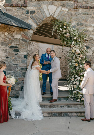 Moody Castle Wedding With A Hint Of Modern Glamour ⋆ Ruffled