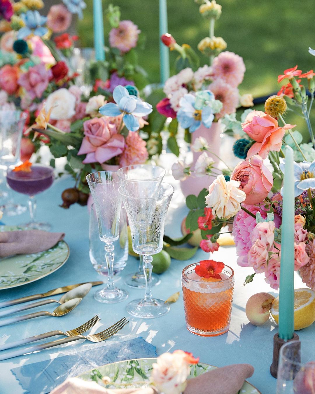 Paysages de table d'été audacieux Couples amoureux des couleurs