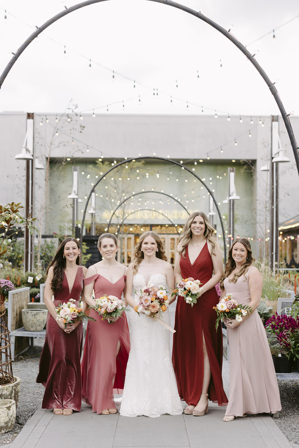 Glamorous Coral Ombre Wedding At An Iconic Garden Center ⋆ Ruffled