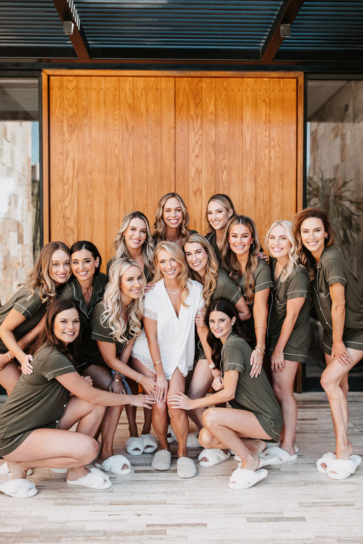 A Modern Cabo Wedding With Next Level Entertainment ⋆ Ruffled