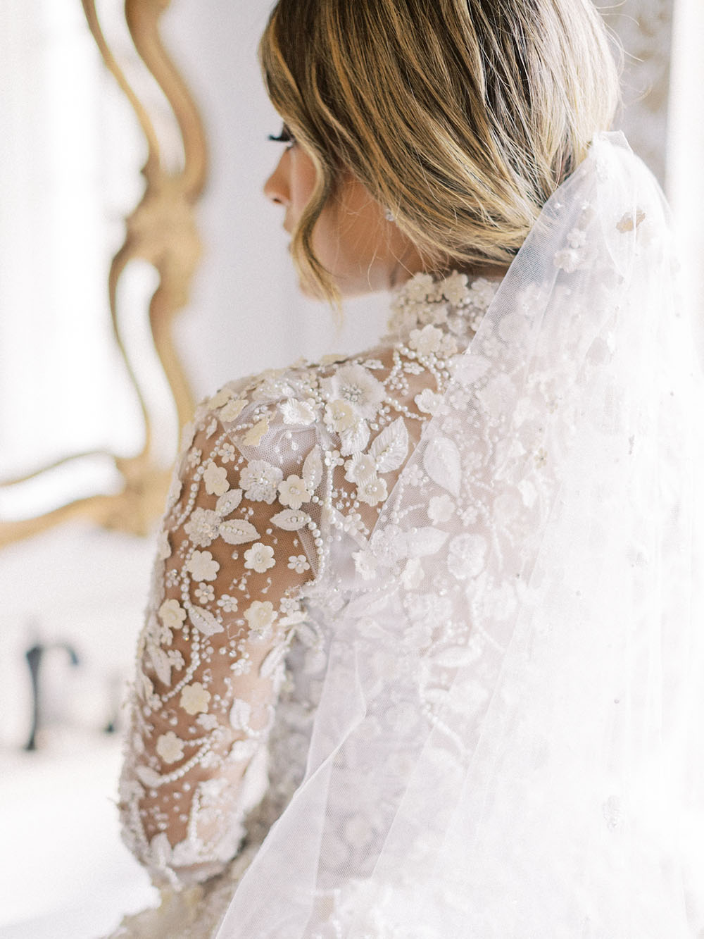 Elegant Early Fall Wedding Inspiration Grace Kelly Wedding Dress