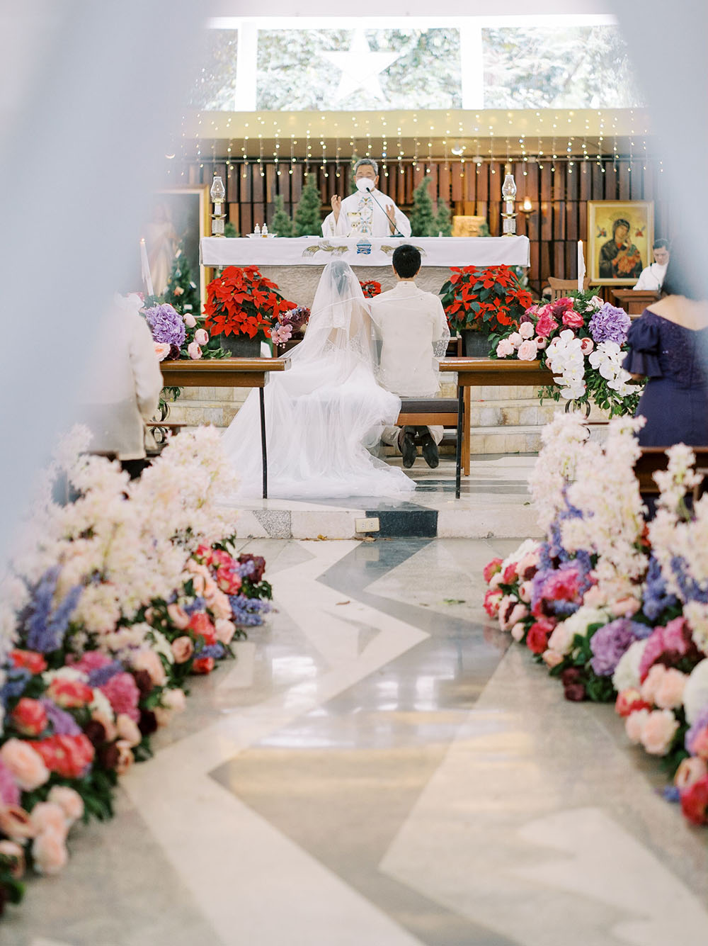 Lush Philippines mariage lilas prune fleurs