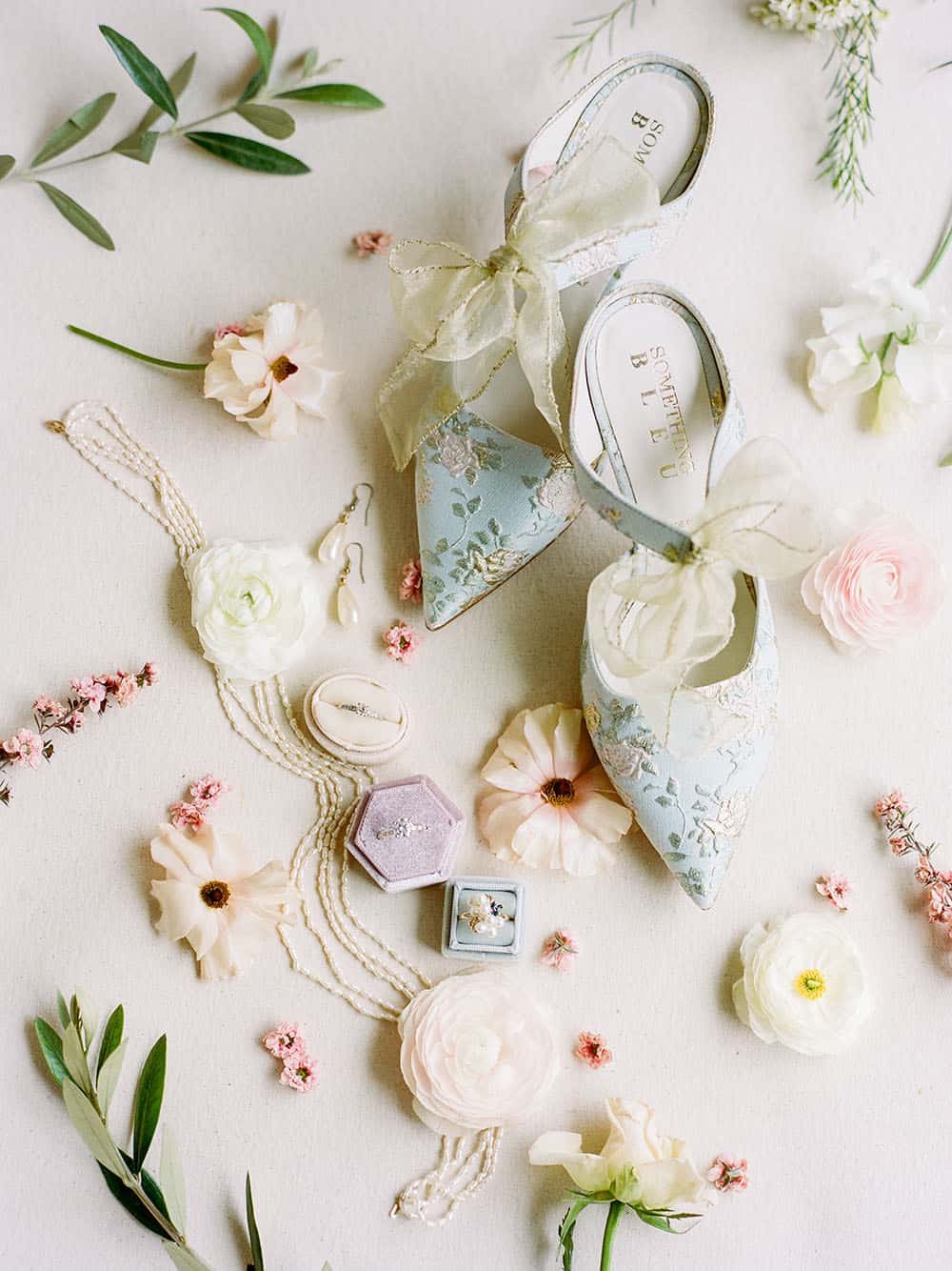 Jane Austen Wedding Mood For These Charming At Home Nuptials ⋆ Ruffled