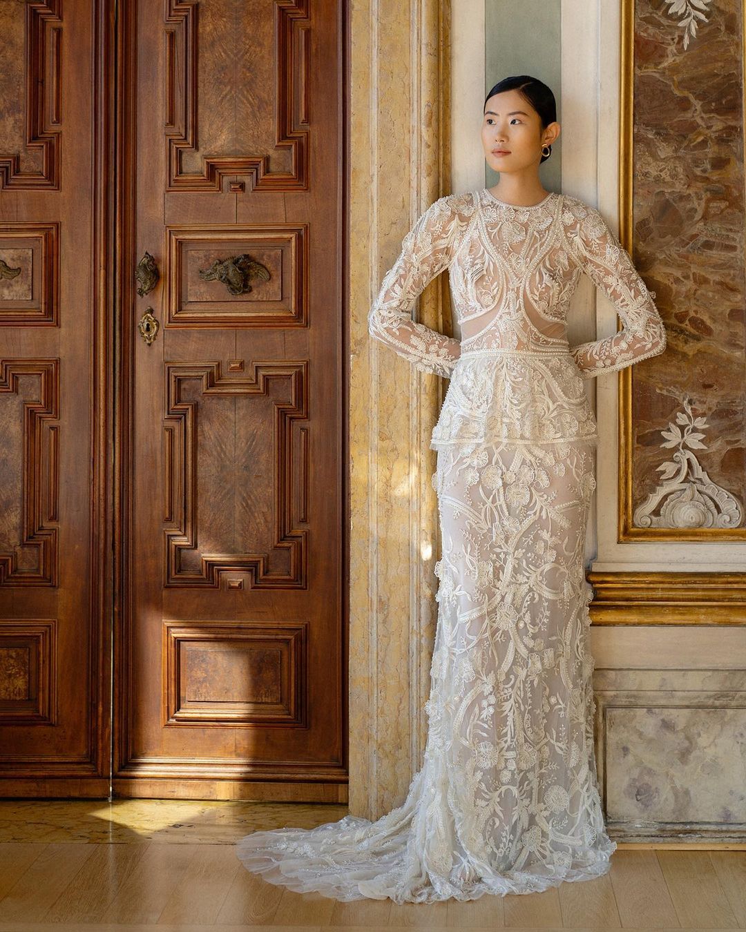 A Line Bridal Gown Winter Wedding Dresses (Asm019) - China Casual Wedding  Dress and Celebrity Wedding Dress price | Made-in-China.com