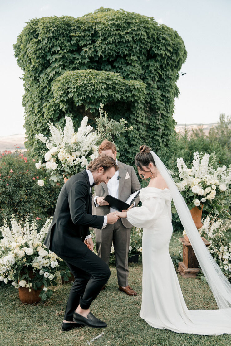 Countryside Borgo Wedding During A Tuscan Summer ⋆ Ruffled