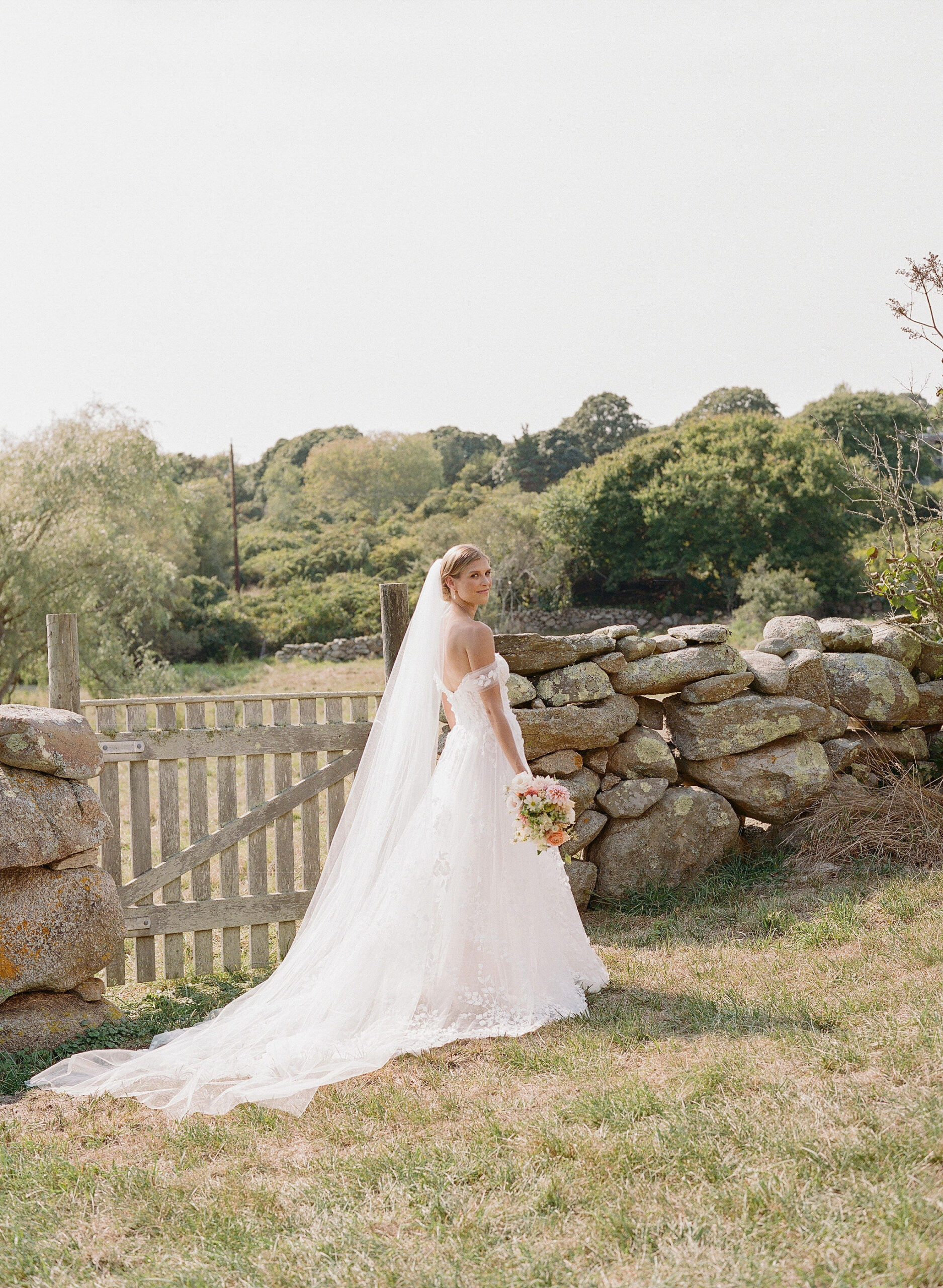 chic Farm wedding