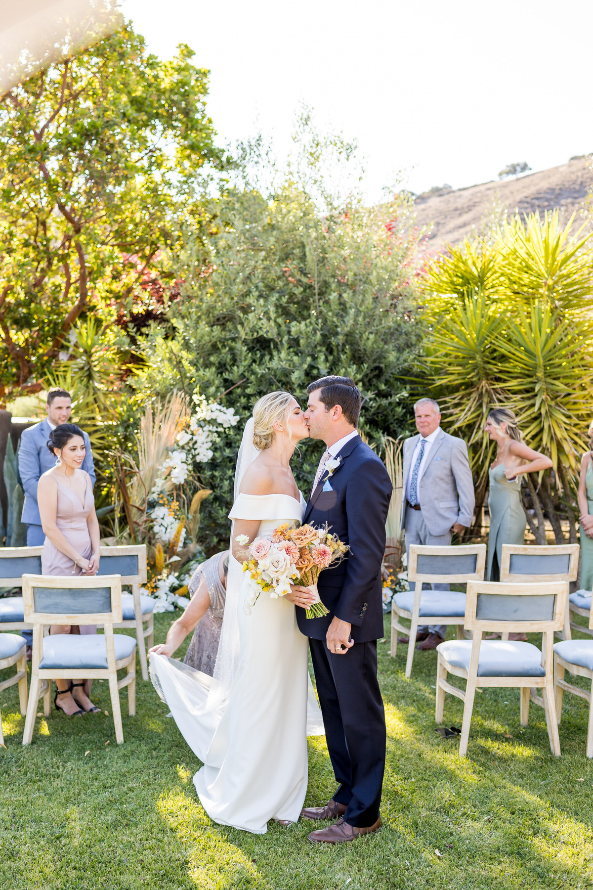 Intimate garden Wedding