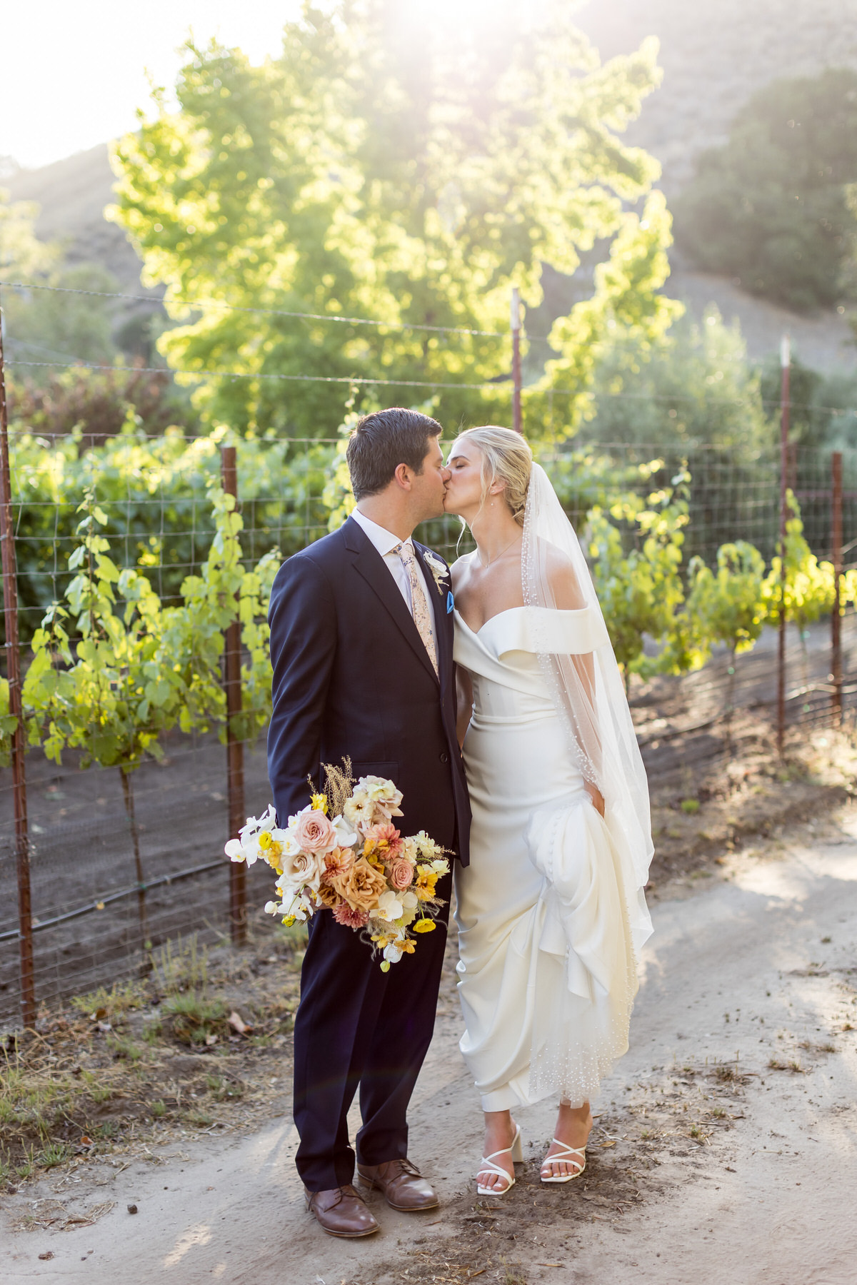 muted flowers for weddings