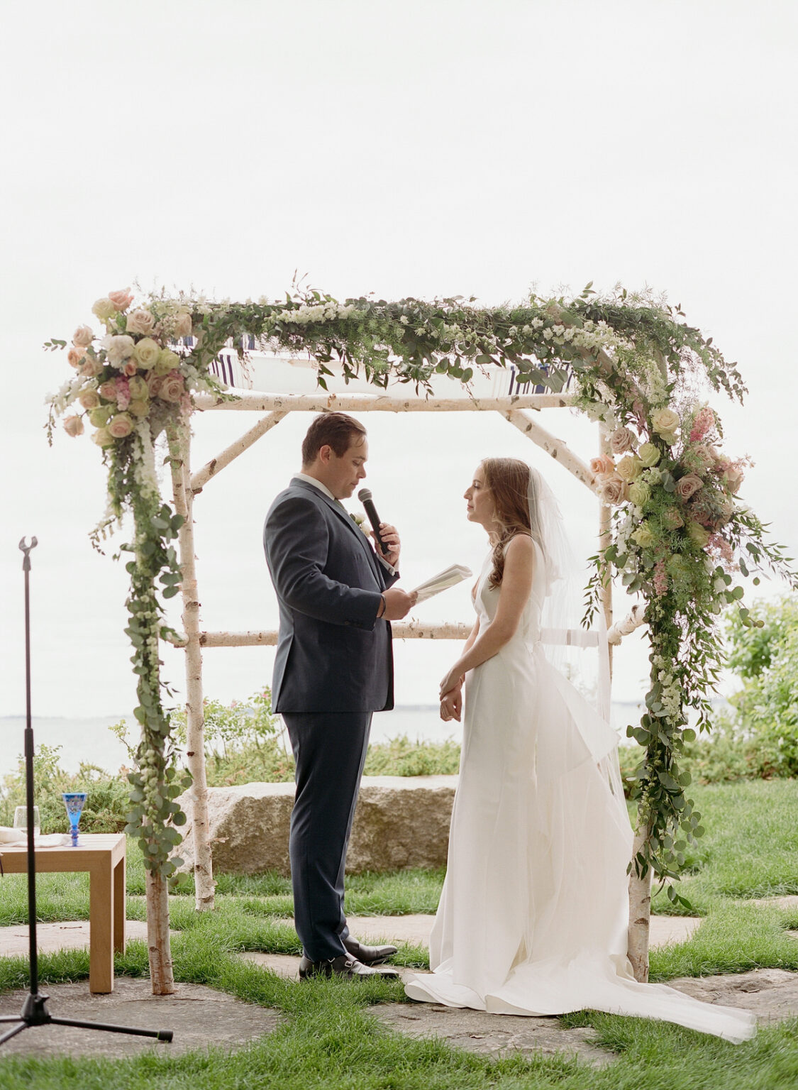 Breathtaking Wedding Full Of Martha’s Vineyard Charm ⋆ Ruffled