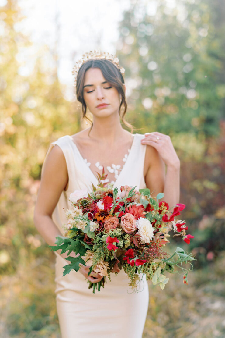 Intimate Autumnal Wedding With Luxury Textures and Al Fresco Dining ⋆ ...