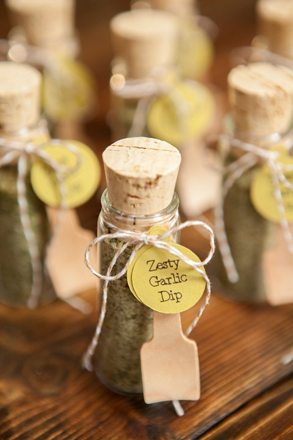 25 Practical Wedding Favors You Can Totally Make Yourself Ruffled