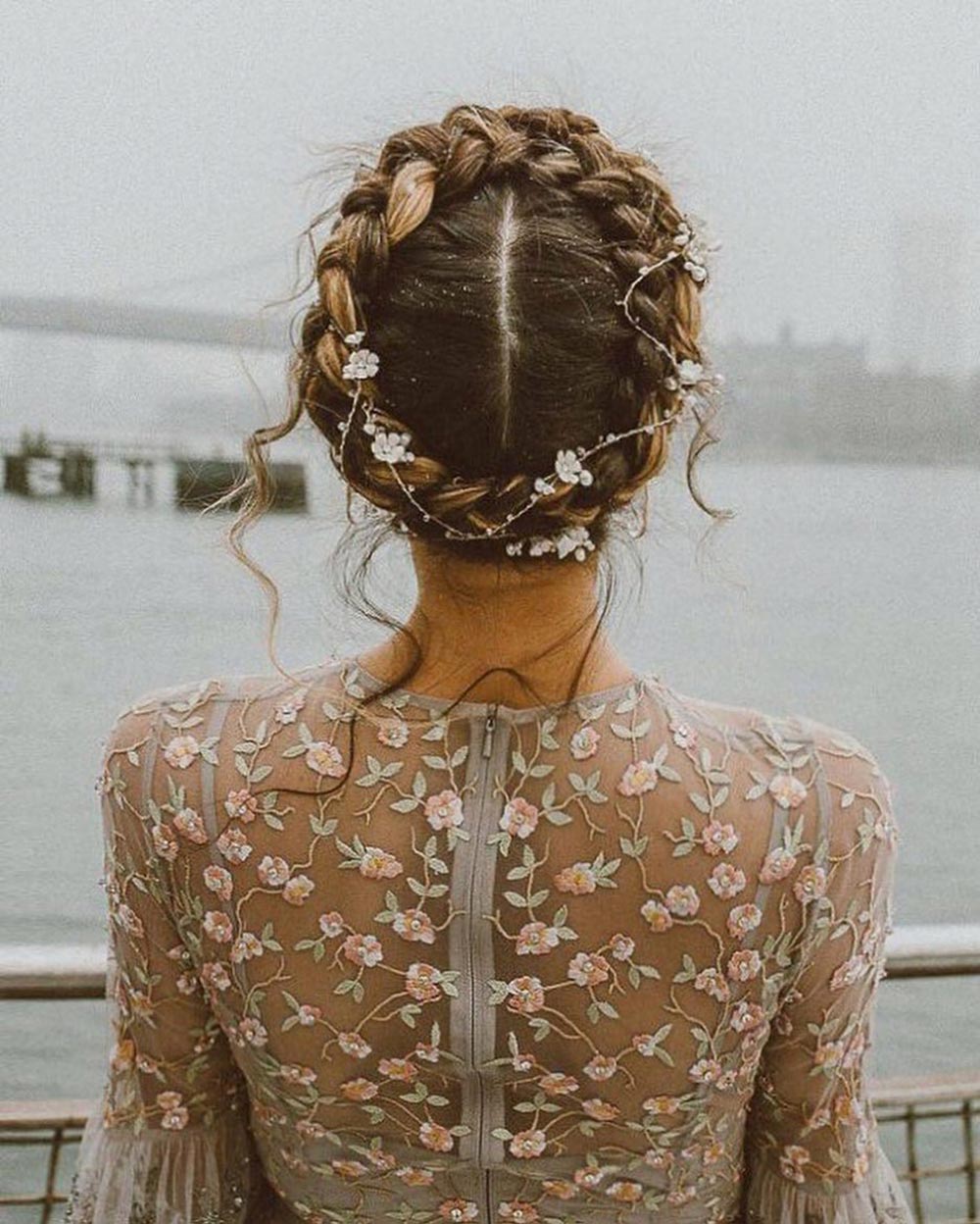 Instagram Alert  Fresh Flower Hairstyles  Super Pretty ways to use  Flowers in your Hair  Witty Vows  Engagement hairstyles Indian bridal  hairstyles Hair styles