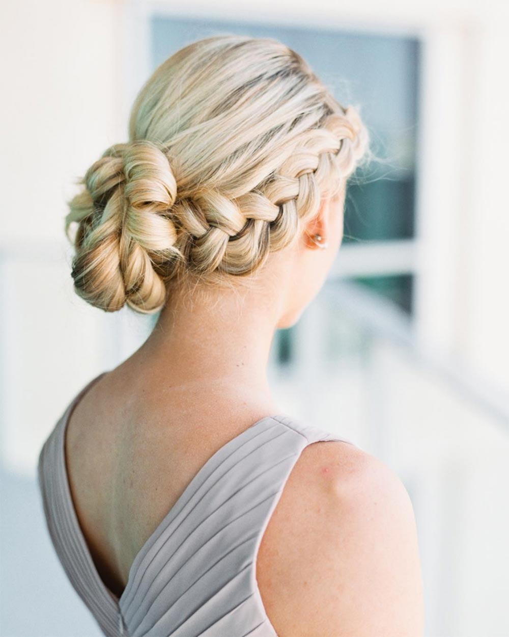 81 Beautiful Updos for Long-Haired Brides | ทรงผมไปงาน, ผมสั้น