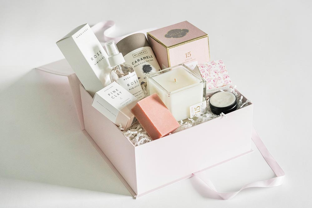 FUTURE MRS. BRIDAL GIFT BOX CURATED GIFT BOX FOR BRIDES