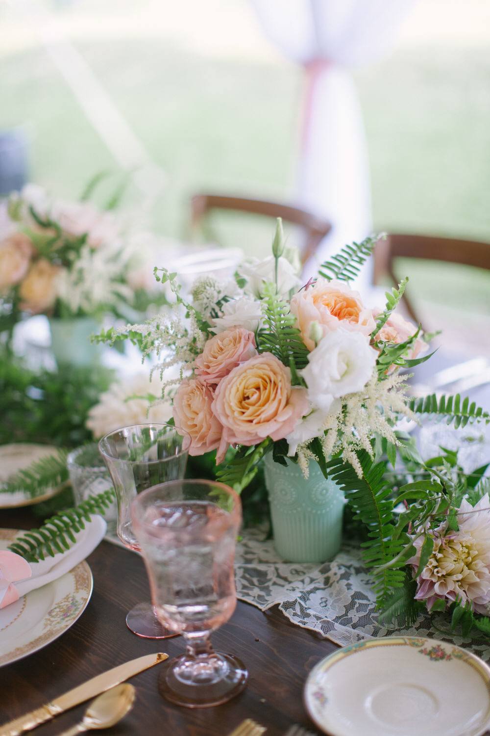 peachy pink and white floral centerpieces