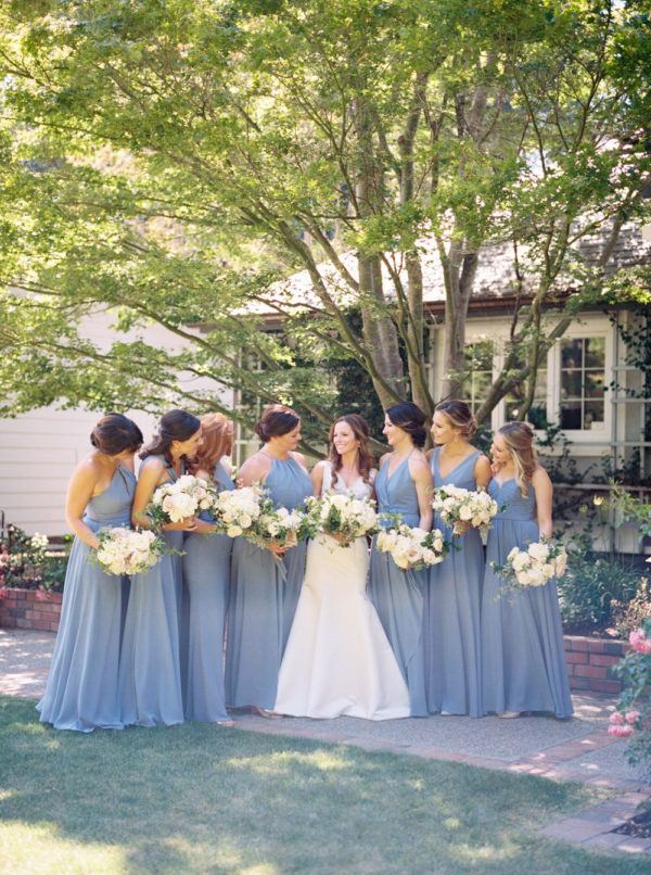 California Lovebirds Dance the Night Away Under a Lush Floral ...