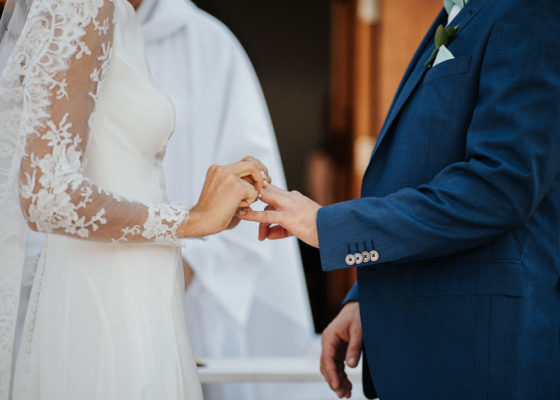 Costa Rica Destination Wedding with Ultra Sweet Centerpieces ⋆ Ruffled