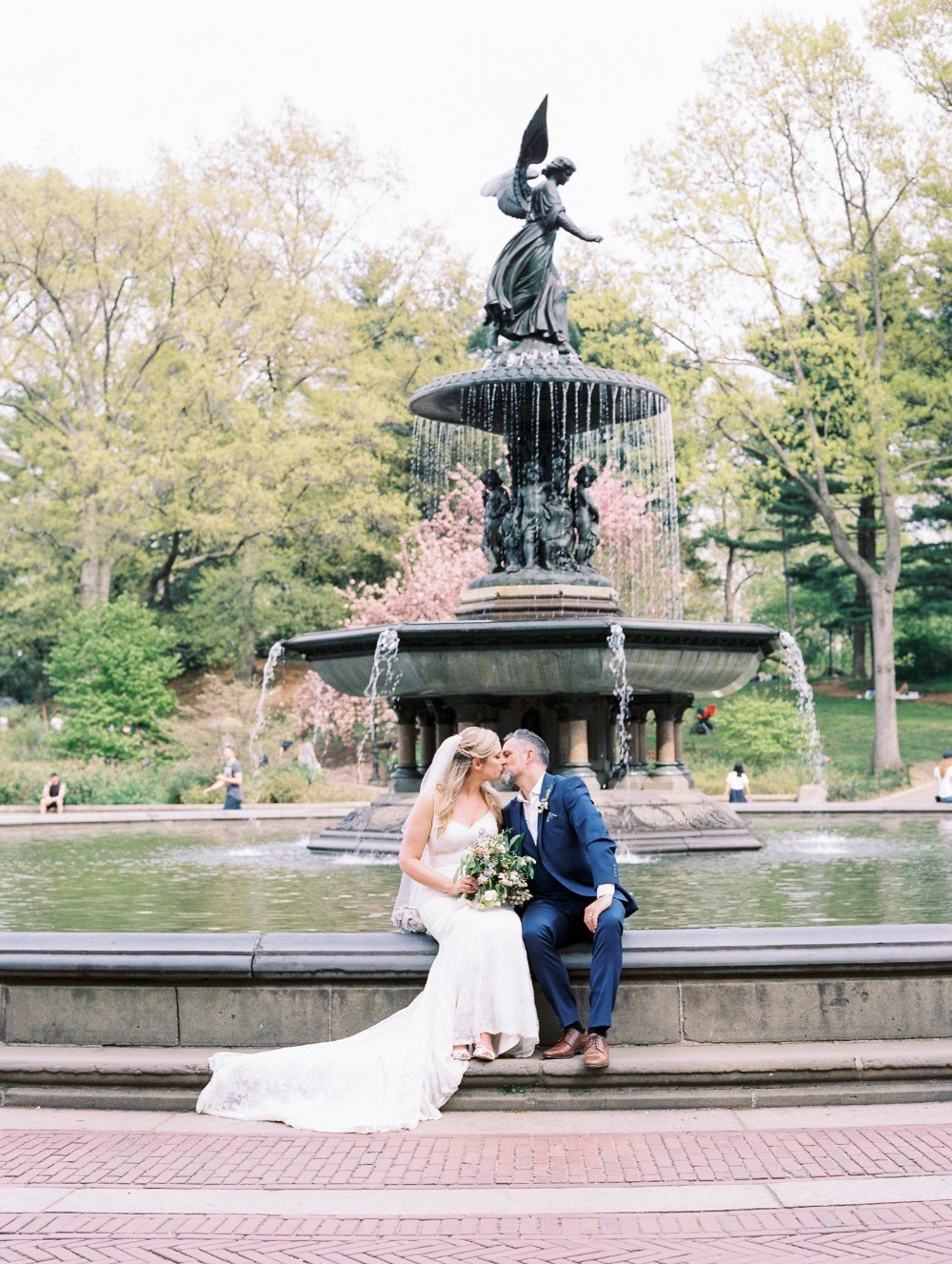 Central Park Micro Wedding Surrounded by Cherry Blossoms ⋆ Ruffled