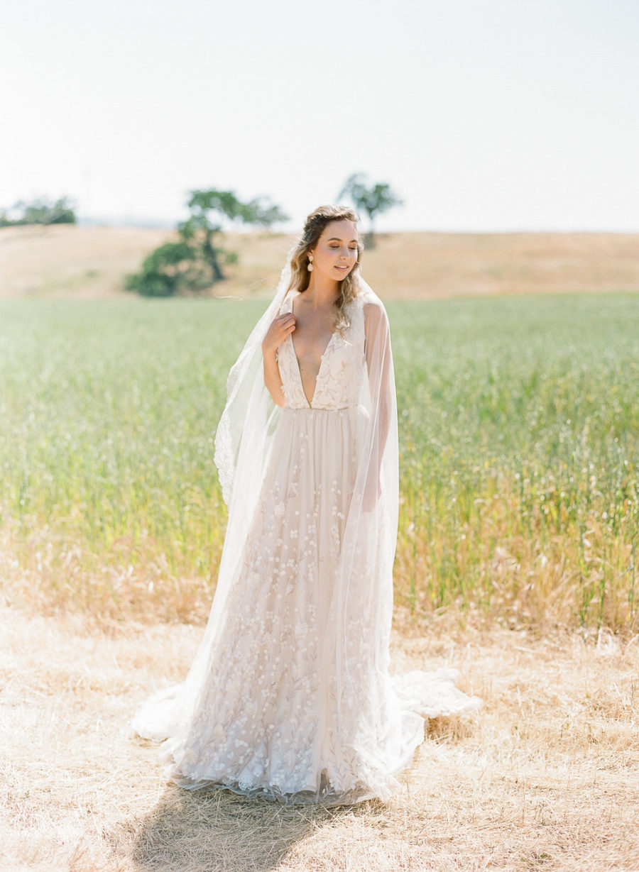 California Dreamin' Summer Wedding Inspiration at Kestrel Park ⋆ Ruffled