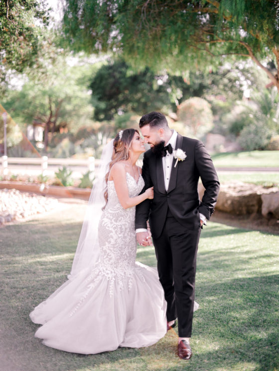 Luxe California Wedding with Sparkling White Decor