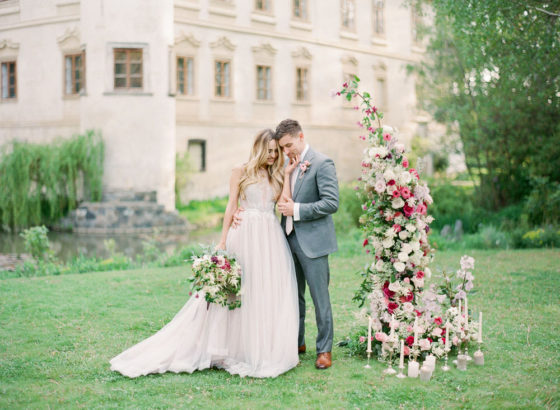 A Pretty In Pink Fairytale Wedding in Prague’s Chateau Trebesice