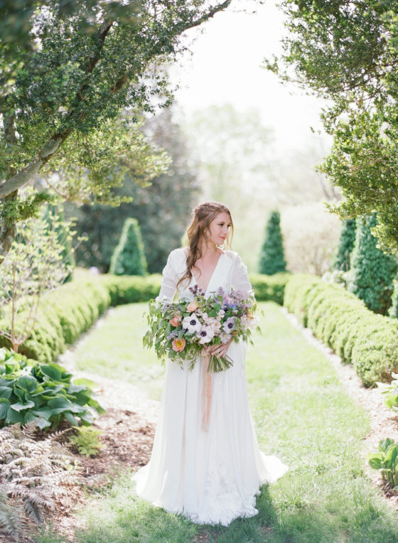 Colorful Garden Wedding Inspiration at Oatlands Historic House ⋆ Ruffled