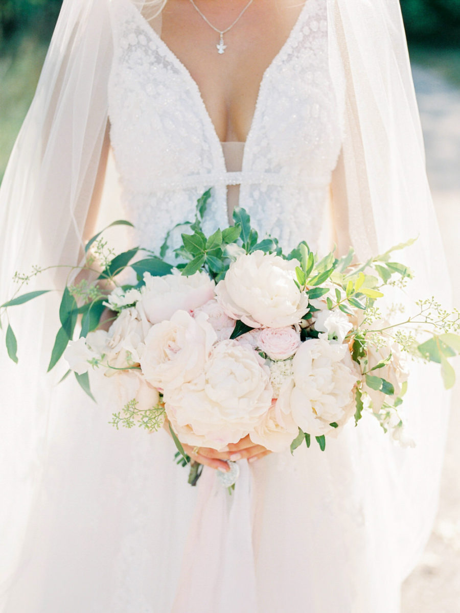 Luxe Gold and White Destination Wedding in Sweden ⋆ Ruffled