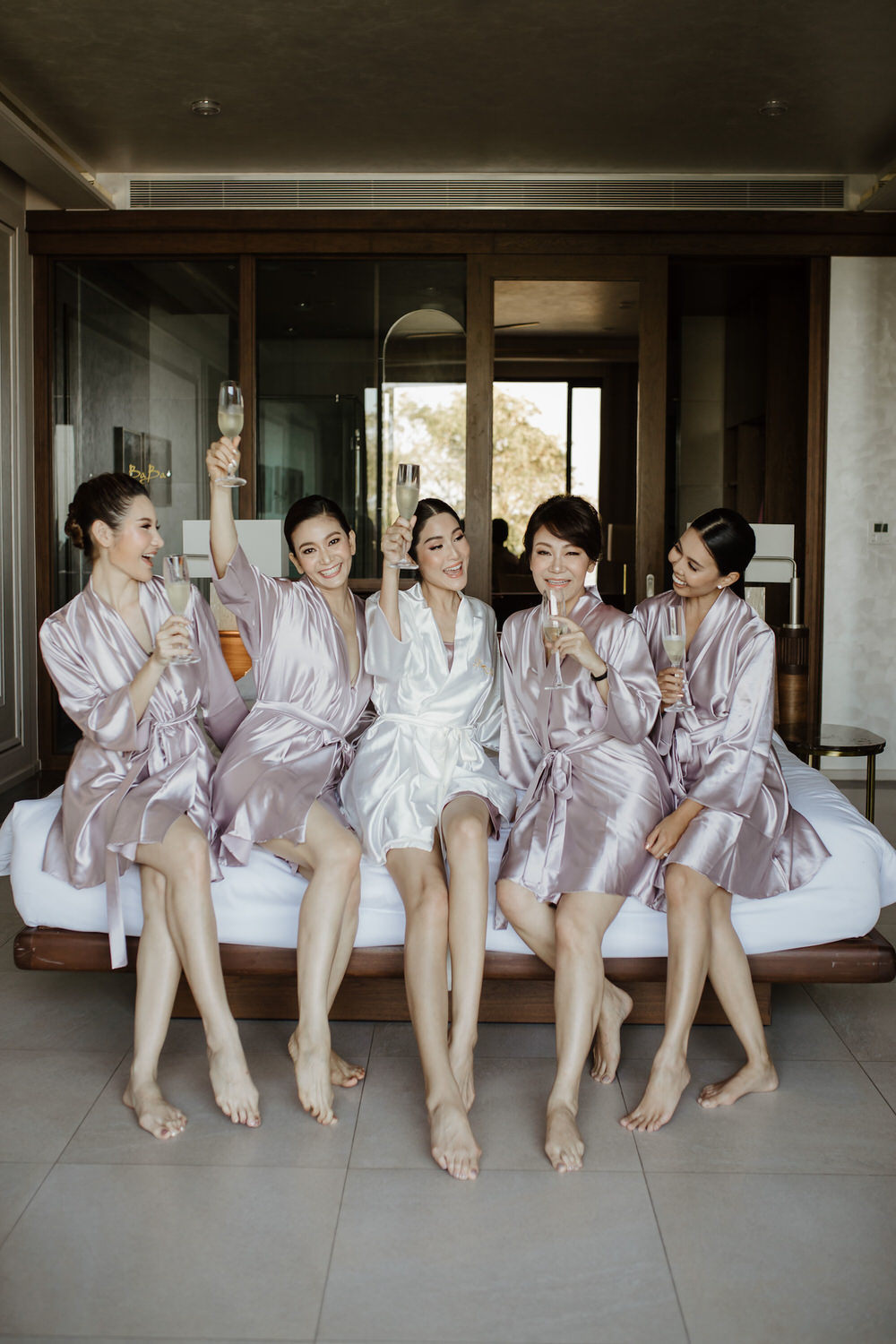 Modern Meets Glam at this Uber Chic Wedding in Thailand ⋆ Ruffled