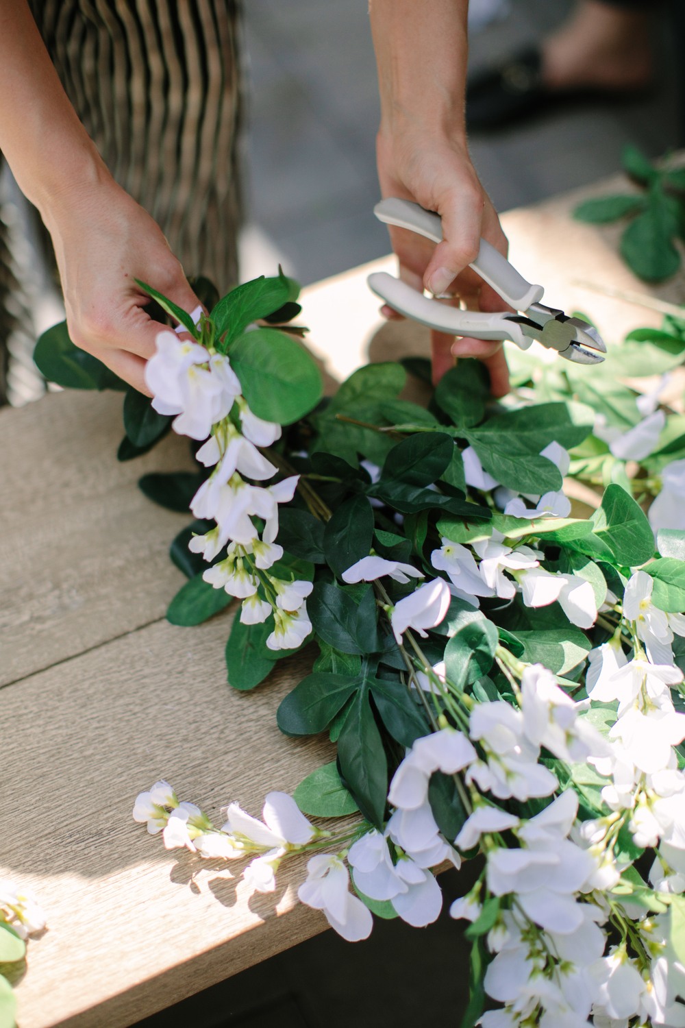 Diy Wisteria Trellis Ceremony Backdrop To Wow Your Guests Ruffled