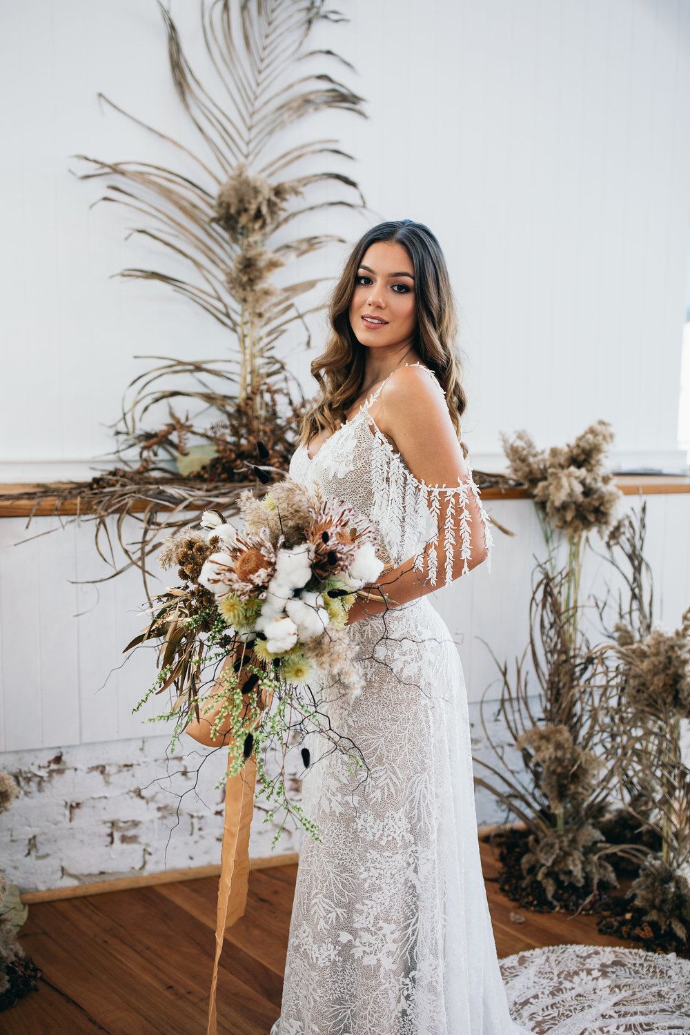 Autumn Australia Wedding Inspiration with Dried Palms & Pears ⋆ Ruffled