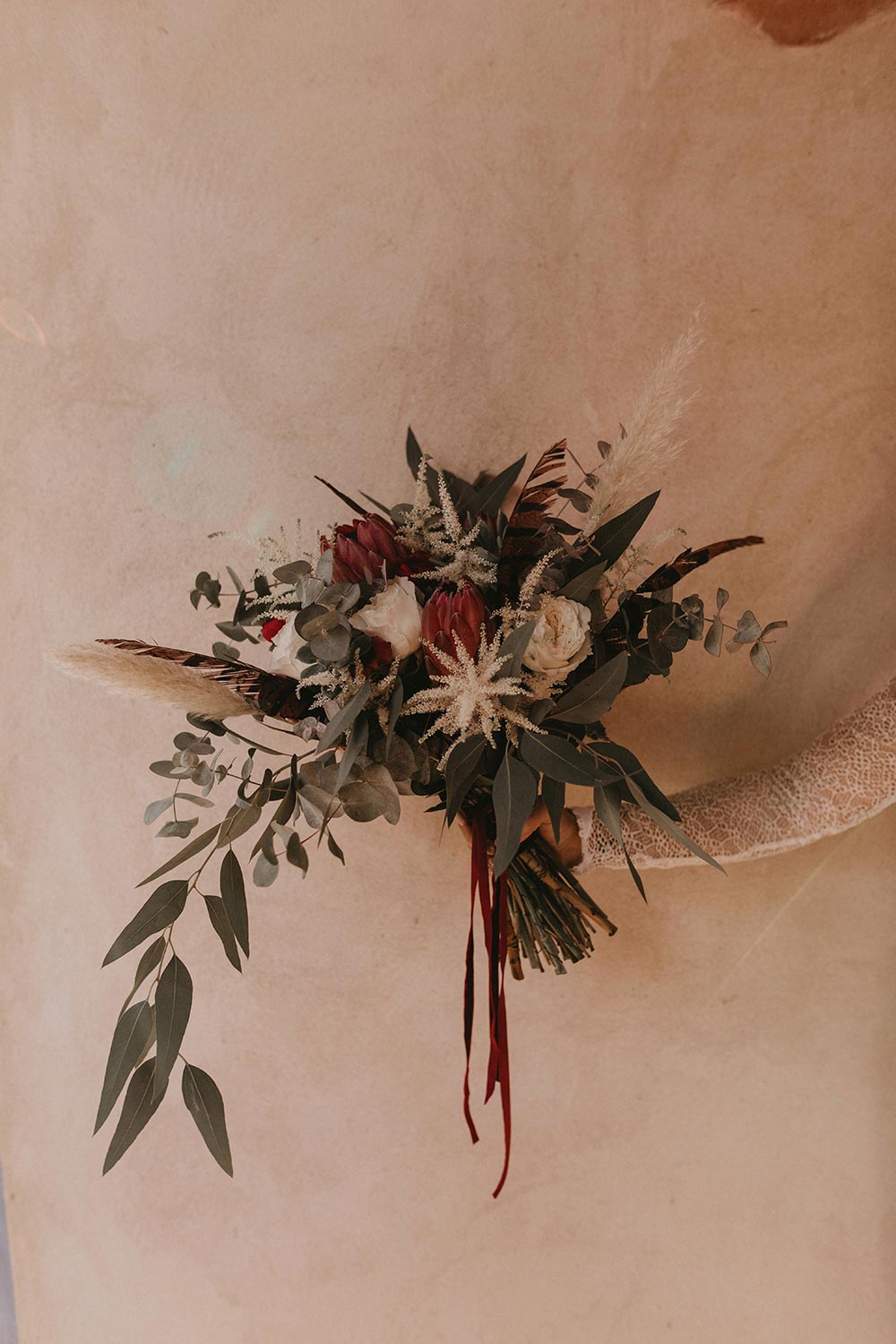 boho bridal bouquet with pampas grass