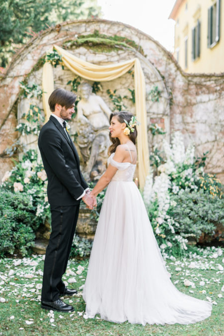 Chalky Garden Wedding Inspiration in an Italian Villa ⋆ Ruffled