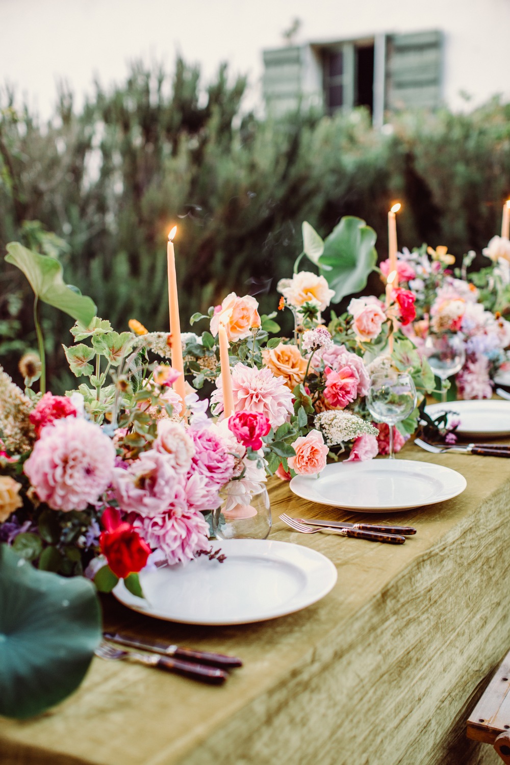 All The Feels with This Ombre Floral Wedding Inspiration ⋆ Ruffled