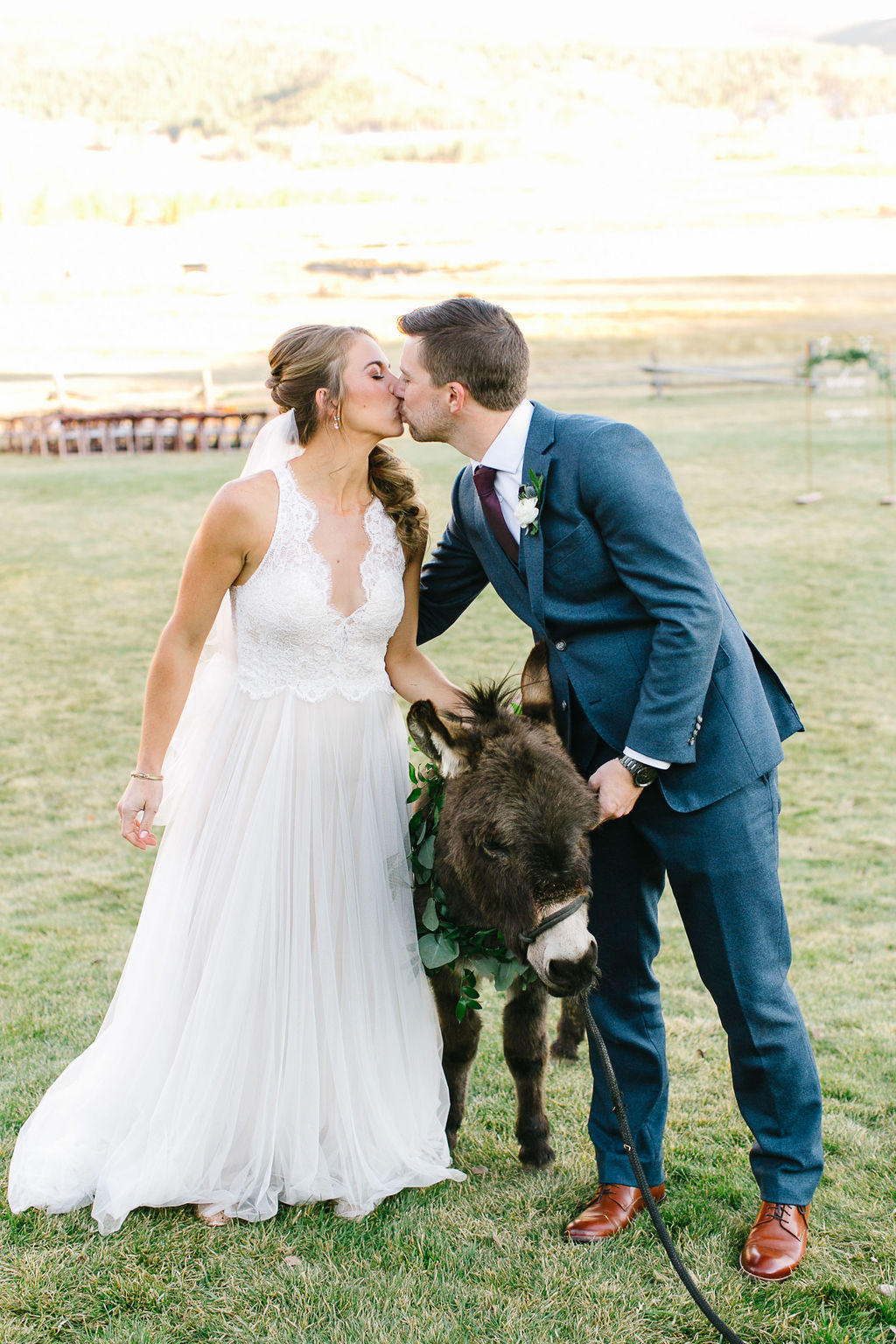 High Fashion Boho Country Wedding at Devil's Thumb Ranch ⋆ Ruffled